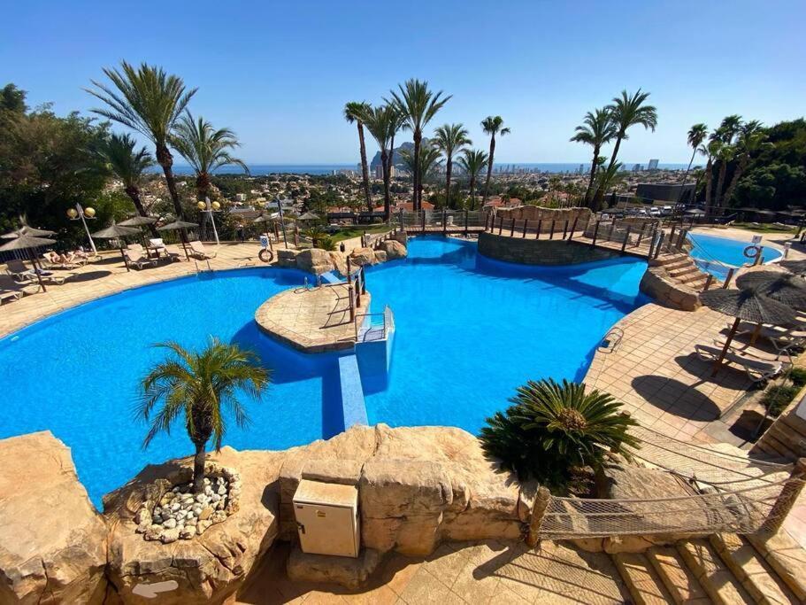 Canario Apartment - Imperial Park - Sea View, 6 Pools, Terrace Калпе Екстериор снимка