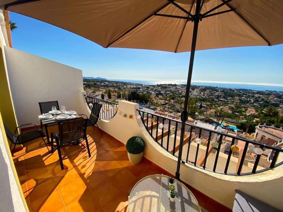 Canario Apartment - Imperial Park - Sea View, 6 Pools, Terrace Калпе Екстериор снимка